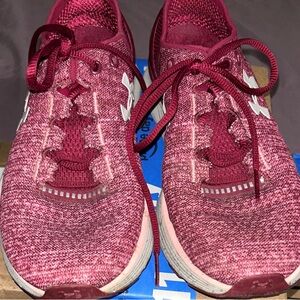 Women's Pink Athletic Shoes